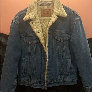 LEVI JACKET - SIZE M